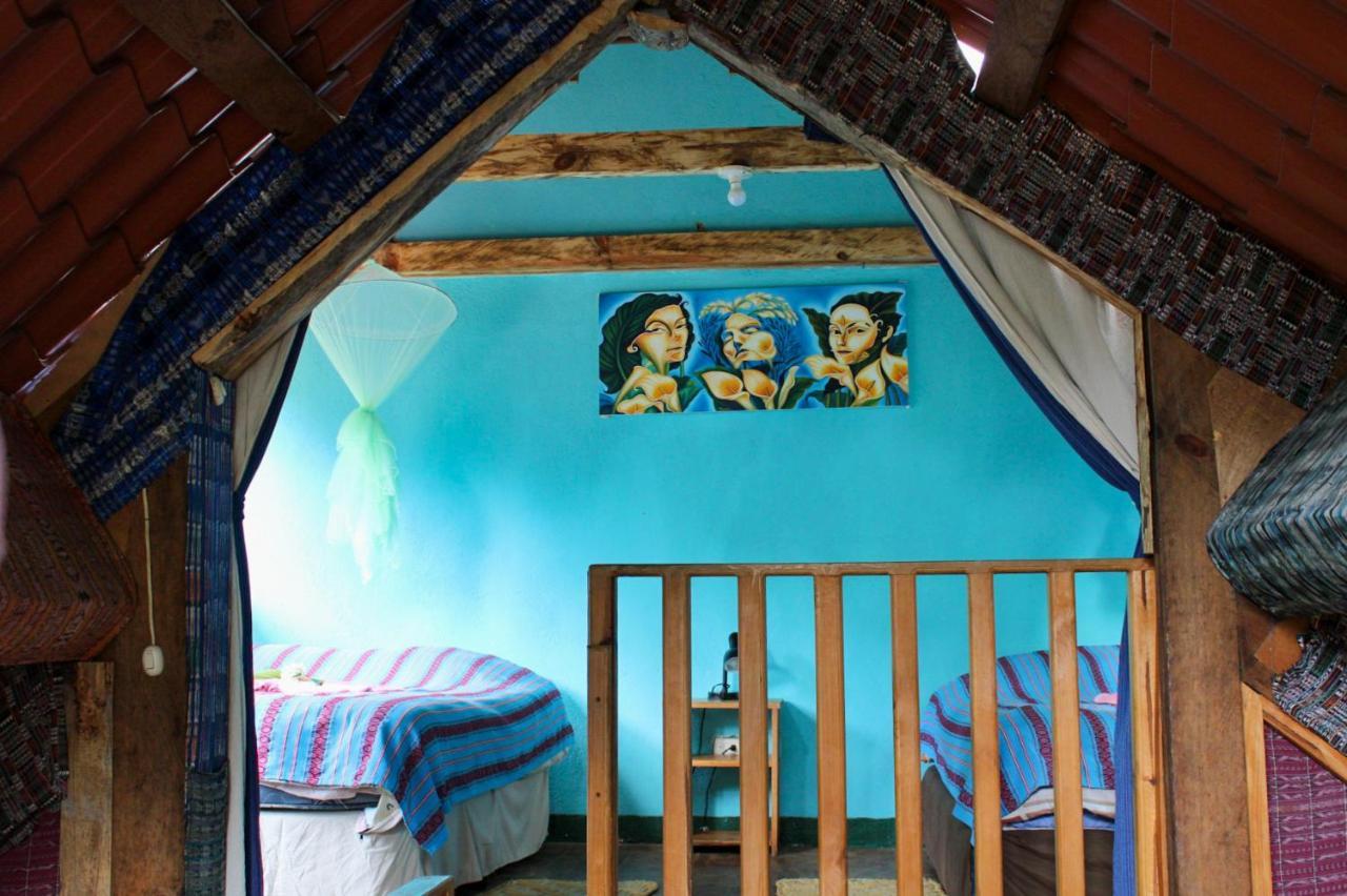Eco-Hotel Mayachik San Juan La Laguna Exteriör bild